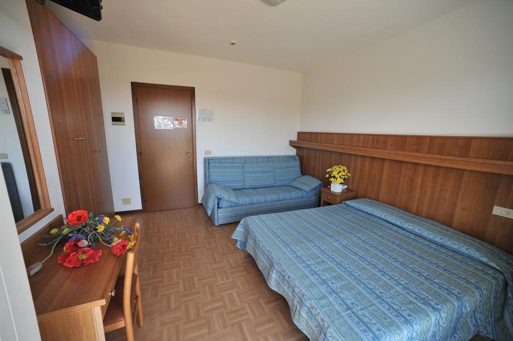 Hotel Aspe Bibione Room photo