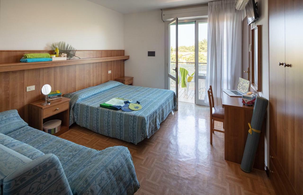 Hotel Aspe Bibione Exterior photo